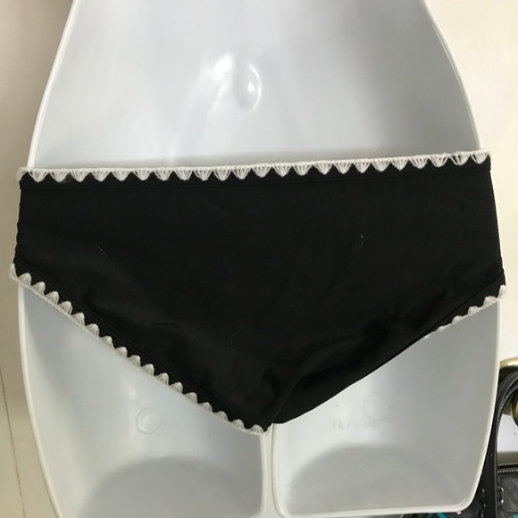 Bandeau Bikini Crochet Peekaboo Cross Shell Stitch - Picture 10 of 16